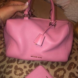 Pink Michael Kors purse with matching wallet
